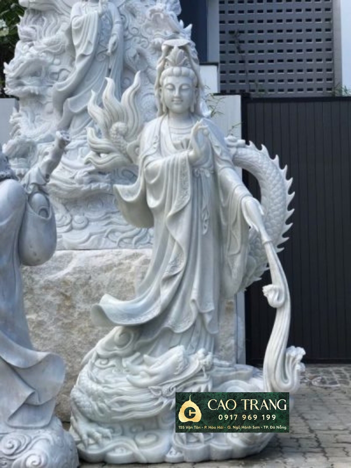 Tượng Quan Âm Bồ Tát Cưỡi Rồng